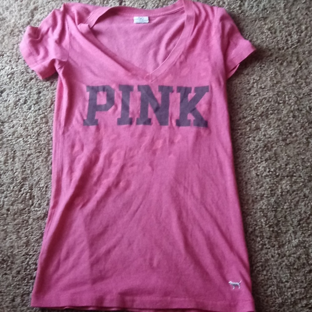 Pink tshirt